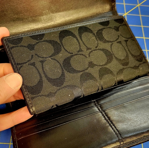 Coach Black Wallet 8" x 4.5" x 1.25" - Picture 8 of 16